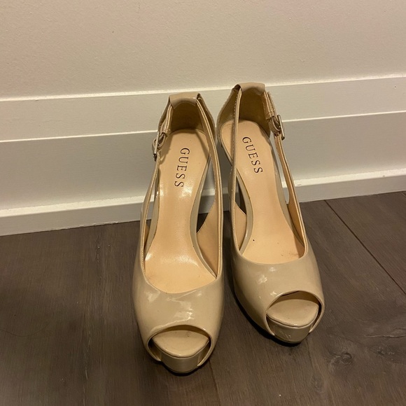Guess high heel shoes - Picture 2 of 3